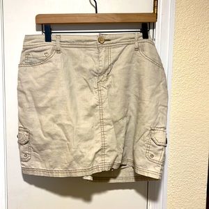 Twill cargo miniskirt